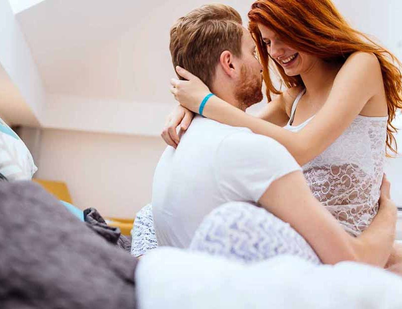 8/3, 20/10, 14/2: Đàn ông thích tặng đồ lót cho vợ