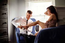 Biểu hiện của ngoại tình tư tưởng và cách ngăn chặn.