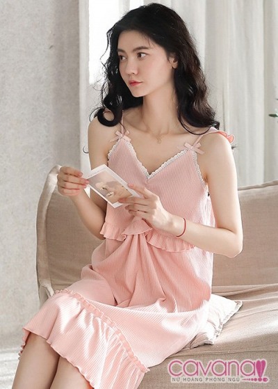 Đầm ngủ hai dây cổ chữ V Mùa Hạ Về - Hồng