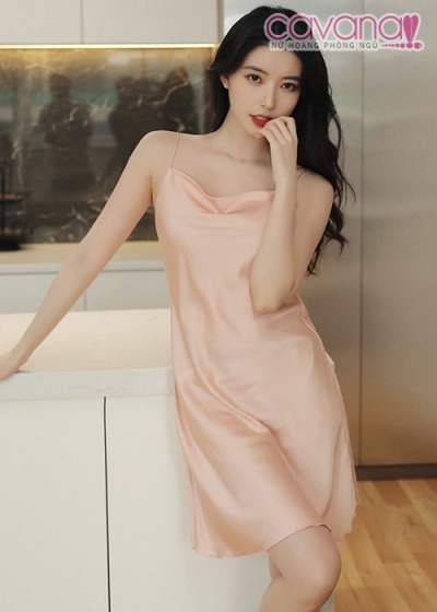 Đầm ngủ lụa hai dây Mùa Hạ Nóng Bỏng - Hồng
