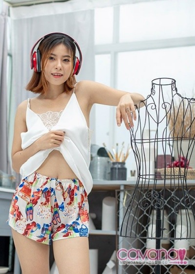 Đồ ngủ lụa Sắc màu tình yêu - trắng