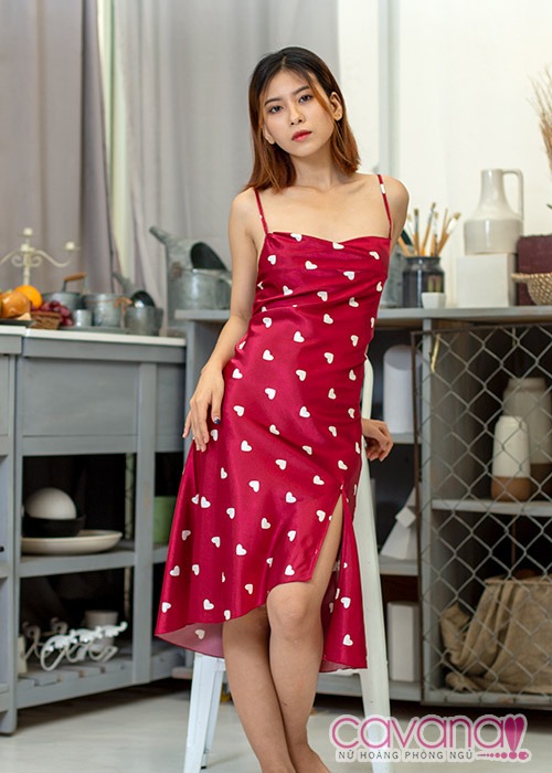 Đầm ngủ cao cấp Vườn Tình Yêu - Đỏ Đầm ngủ cao cấp Vườn Tình Yêu - Đỏ
