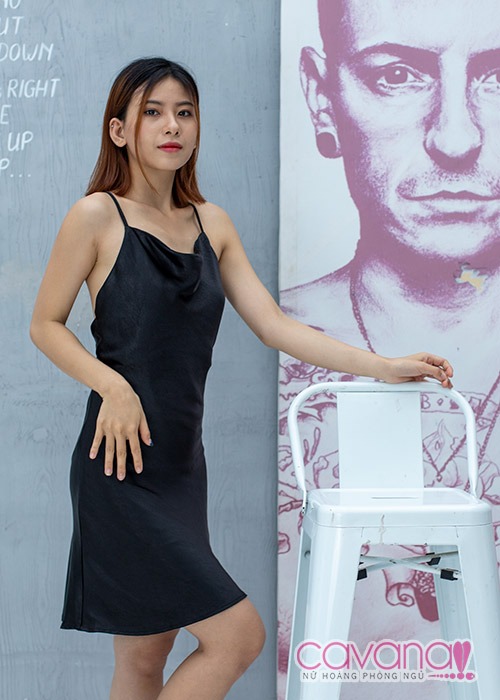 Đầm ngủ lụa cao cấp Yêu Kiều - Đen Đầm ngủ lụa cao cấp Yêu Kiều - Đen