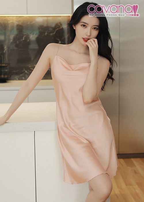 Đầm ngủ lụa hai dây Mùa Hạ Nóng Bỏng - Hồng