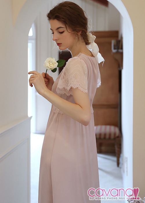 Đầm ngủ quyến rũ phối ren cổ chữ V dễ thương Góc Nắng