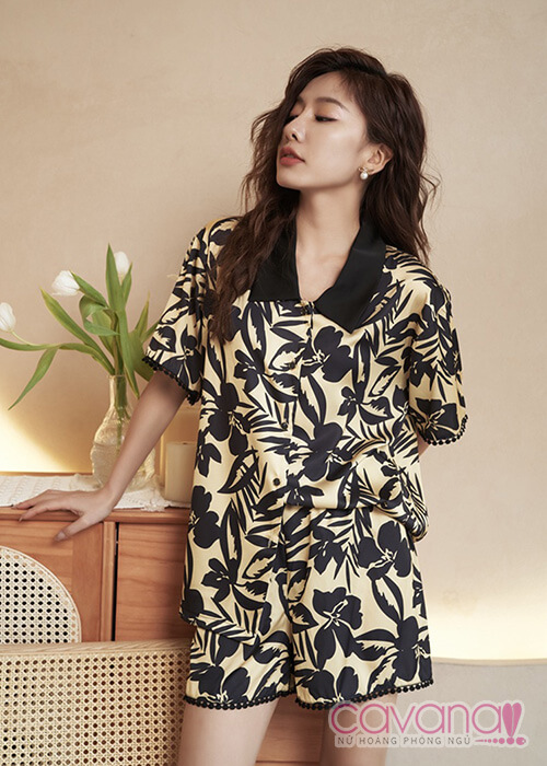 Đồ bộ Pijma mặc ở nhà Nắng Nhiệt Đới - Vàng Đen Đồ bộ Pijma mặc ở nhà Nắng Nhiệt Đới - Vàng Đen