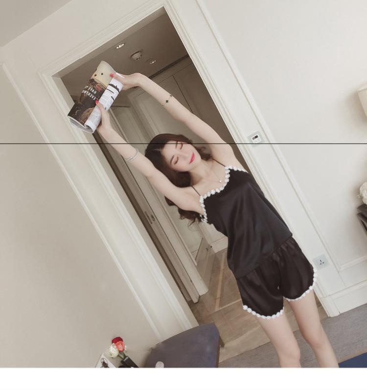 Đồ Ngủ Dây Nhành Hoa Dại - Đen Đồ Ngủ Dây Nhành Hoa Dại - Đen