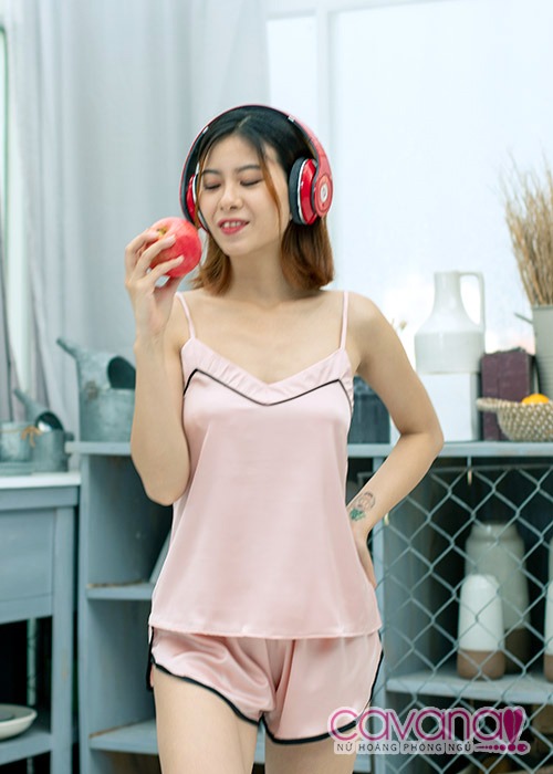 Đồ ngủ lụa Hoa nắng dịu dàng Đồ ngủ lụa Hoa nắng dịu dàng