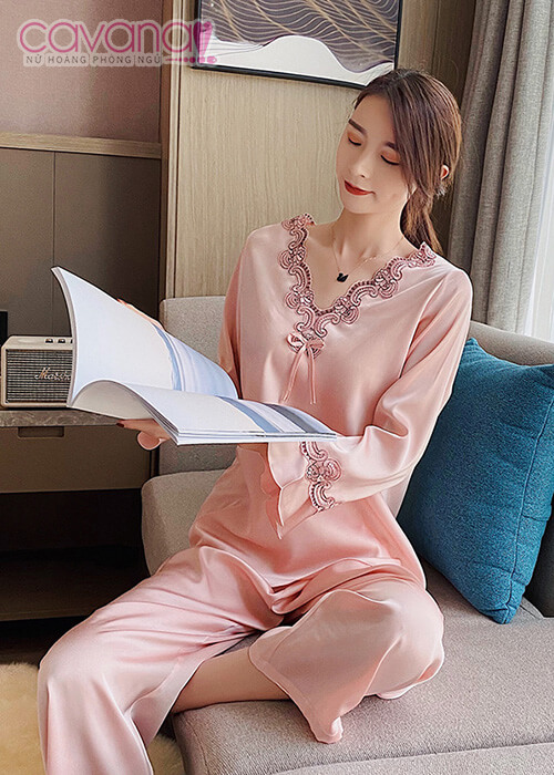 Đồ ngủ Pijama dài tay phối ren cổ chữ V Hoa Hồng Leo - màu Champion