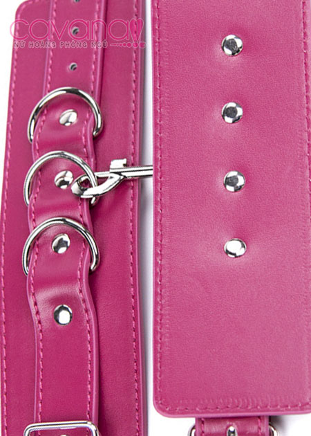 Dụng cụ tình dục, đồ chơi SM Còng Tay Tình Yêu