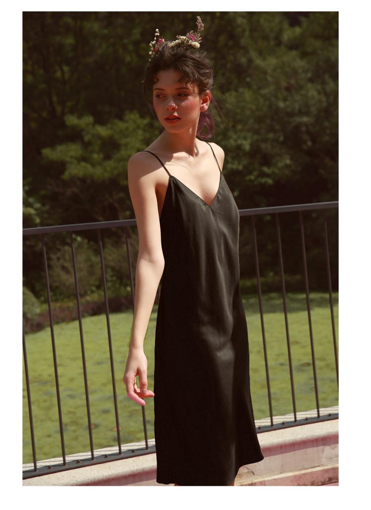 Váy ngủ gợi cảm Mong manh tình về Váy ngủ gợi cảm Mong manh tình về