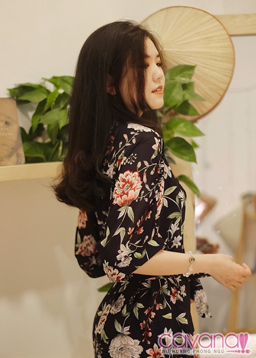Váy ngủ gợi cảm Nét Xuân Thì - Đen Váy ngủ gợi cảm Nét Xuân Thì - Đen