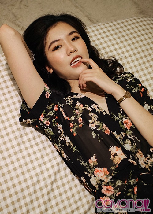 Váy ngủ gợi cảm Nét Xuân Thì - Đen Váy ngủ gợi cảm Nét Xuân Thì - Đen