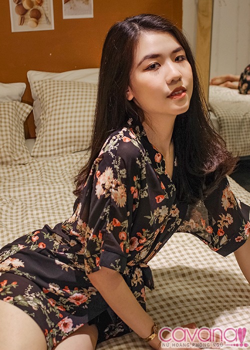 Váy ngủ gợi cảm Nét Xuân Thì - Đen Váy ngủ gợi cảm Nét Xuân Thì - Đen